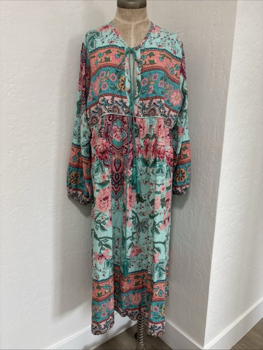 R. Vivimos Size XL Dress Boho Floral Flowing Turquoise Tassel Long Sleeve